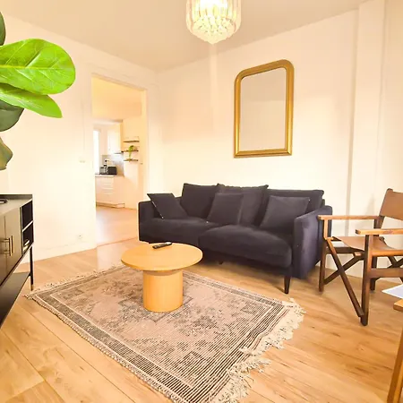 Apartment Helsinki - 6 Pers - Lumineux - Centre-ville Reims